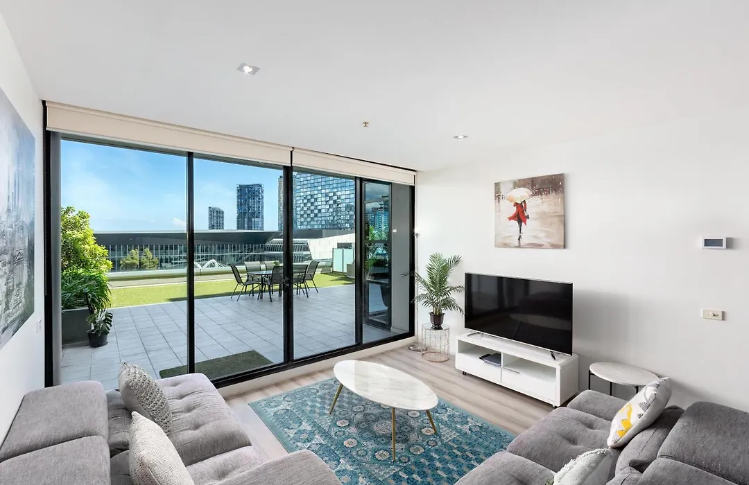 Waterfront Melbourne Apartments-1
