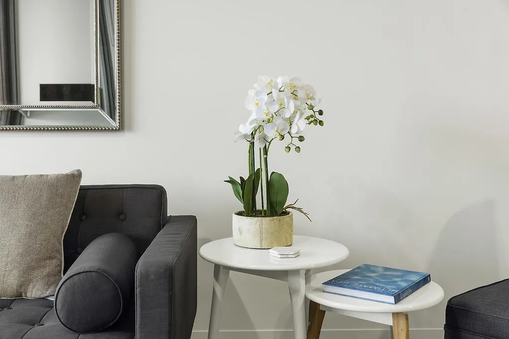Beach Apartment Port Melbourne-1