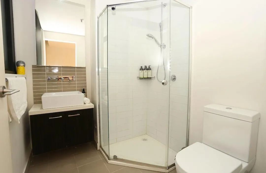 2 Bedrooms 2 Bathrooms Opposite Melbourne Central-1