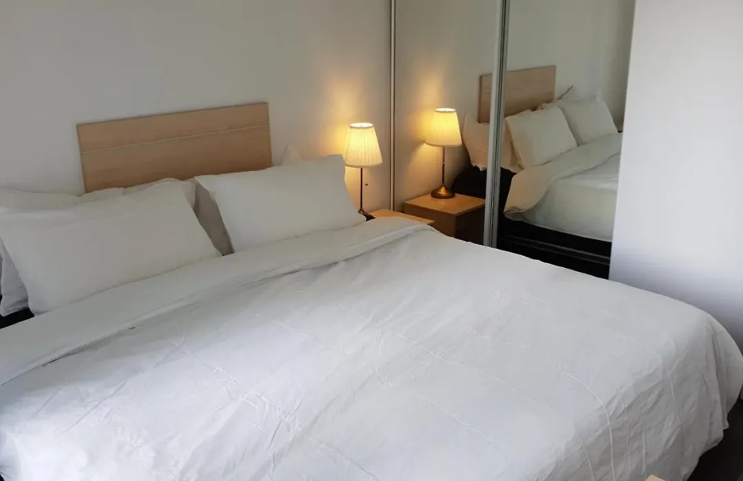 2 Bedrooms Cbd Free Tram Apartment-1