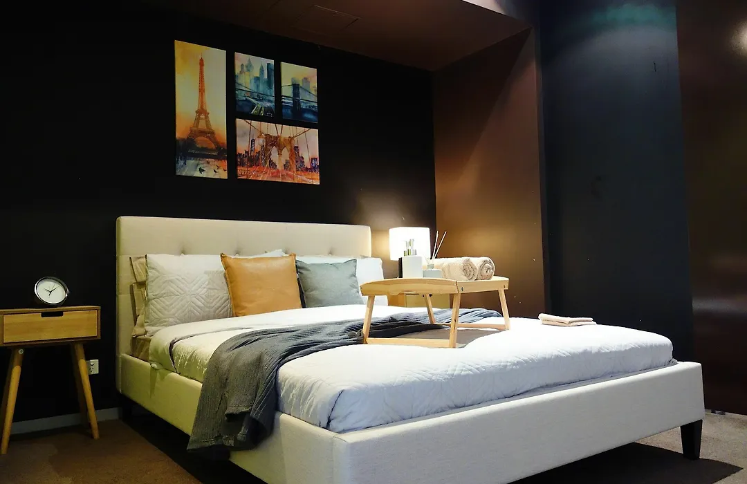 Qv2 Apartment-1