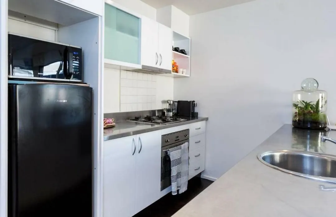 Penthouse At Graffiti Laneways & Top Restaurants-1