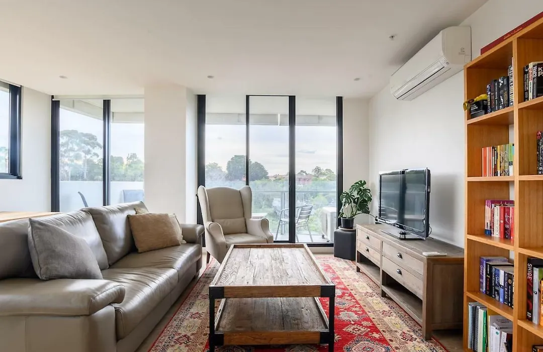 Sanctuary Resort-Style On The Banks Of The Yarra-1