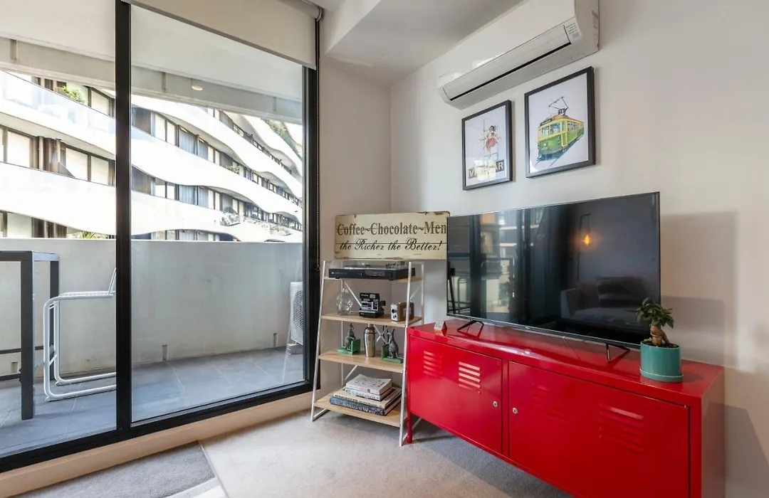 Luxurious Riverside Resort Style Apartment☆Pool☆Spa☆Gym☆Rooftop With City Views-1