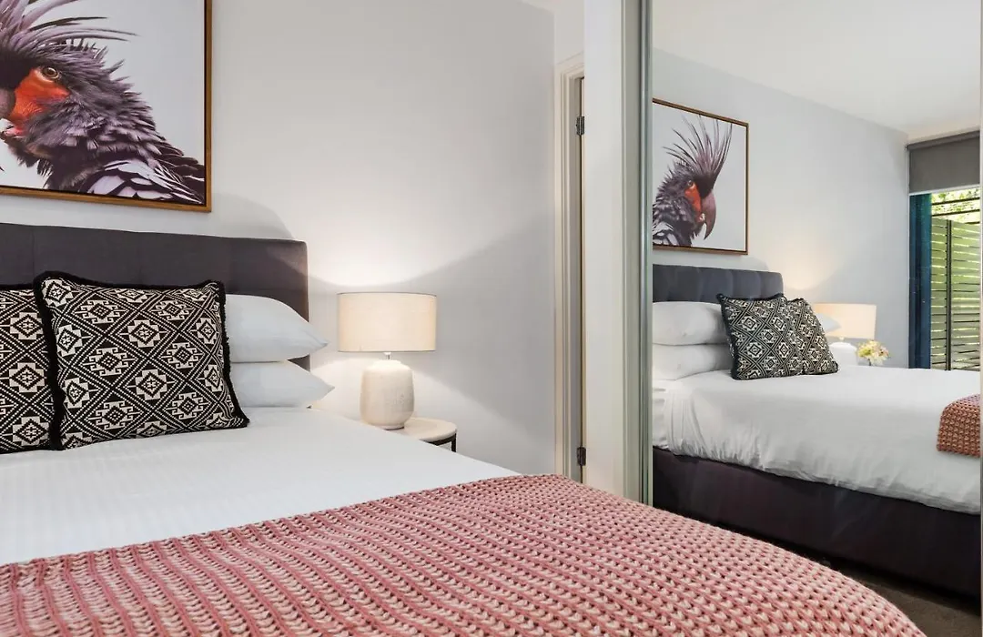 Chic 2-Bed Oasis In South Melbourne'S Heart-1