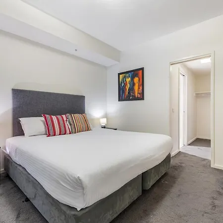 Docklands 2-Bed Near Cbd & Marvel Stadium-3