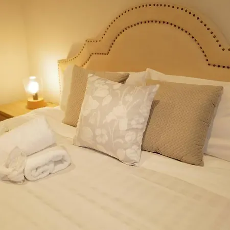 St Kilda 1Br Apt With Perfect View Wifi-2