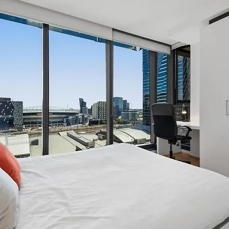 Kozyguru Melbourne Modern Cozy 2 Bedroom Unit Melbourne Vme639-3