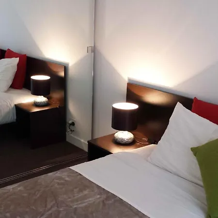 Aura On Flinders Serviced Apartments-2