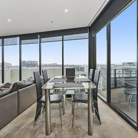 Exclusive Port Melbourne Pad / Port Melbourne-2