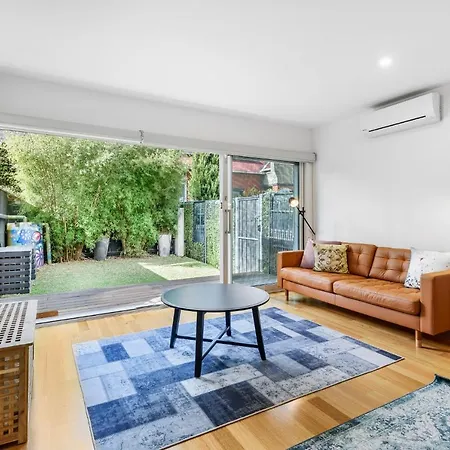 Incredible 3-Bed Home In The Heart Of St Kilda-3