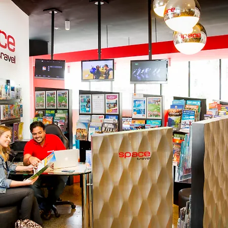 Space Hotel-2