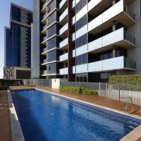 Lifestyle 2Bed, 2Bath Apartment, Parking & Pool-3