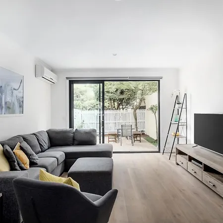 Deluxe 3Bedroom Townhouse-2
