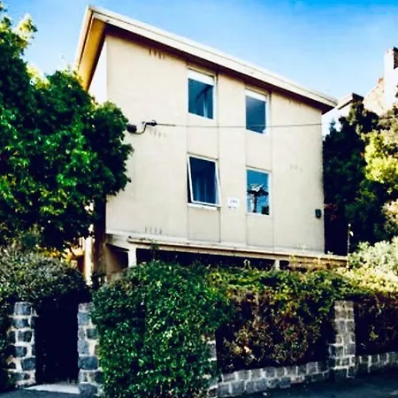 Two Bedroom South Melbourne Apartment On Montague-2