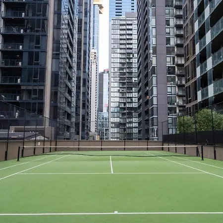 2 Bedroom Cbd Living With Pool, Gym & Tennis Court-2