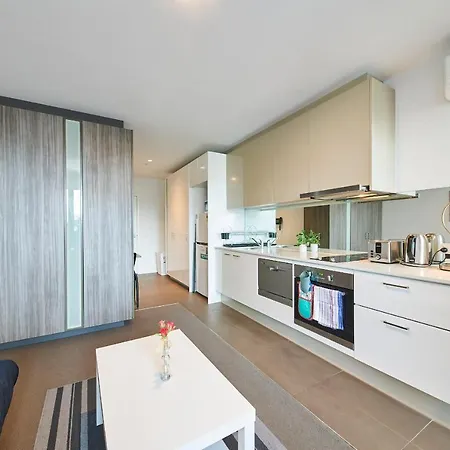 Stunning City View Pad Level 32-3