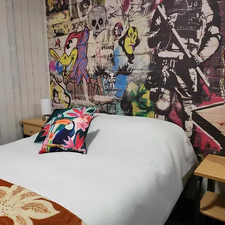 Amazing Studio Apartment Front Flinders Station-2