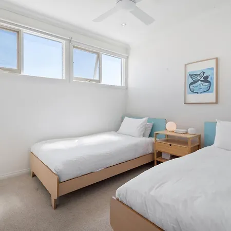 Boutique 2-Bed Apartment With City Views-3