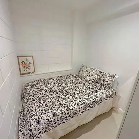 Melbourne Budget Accommodation - 305-3