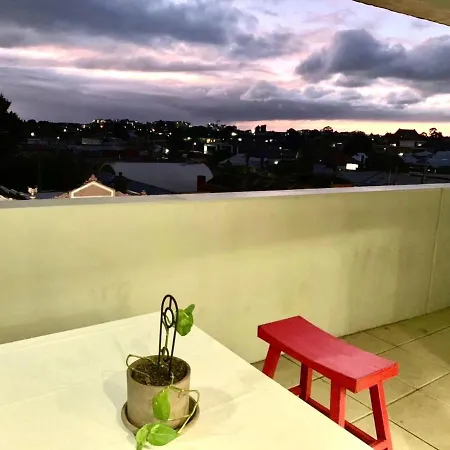 Shared Homestay Tranquil Art Deco Private Room With Private Bathroom In Brunswick-3