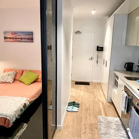 Lovely 1- Bedroom Apartment With Pool For Rent.-2