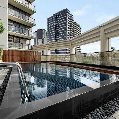 Freshly Restyled, 2 Bed Apartment In South Yarra - 4 Nights Plus Only-3