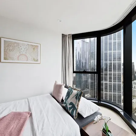 A 2Br Apt Near To Melbourne Central Free Parking-3