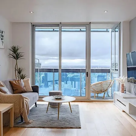 Breathtaking Qv 2Br Mel Free Parking +View +Balcony-2