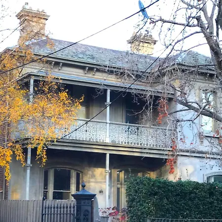 Staycentral - Kew Cottage With Study-3