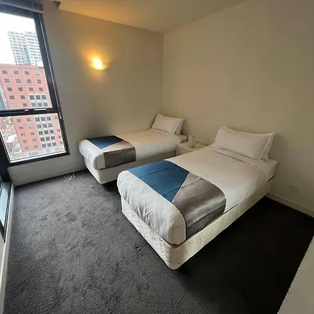 Opposite The Station/Free Park/Excellent Location-2