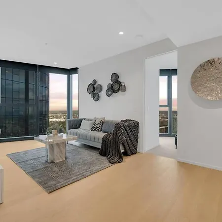 Southbank Serenity - Luxe 2Br Oasis-2