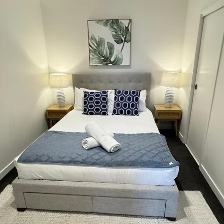 Luxe City Living 2Br Retreat With Pool, Gym-2