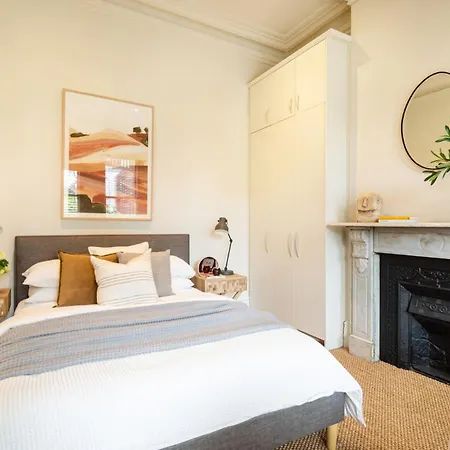 Grand Victoria Beach House-3