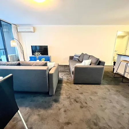 Readyset Apartments On Kavanagh-3