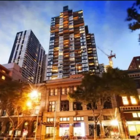 Penthouse Apartment In Melb Cbd Perfect Location-3