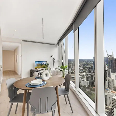 Central City Unit With Stunning Cbd Views-3