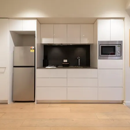 2Br Apt Pool Gym Balcony At William St Mel Cbd-2