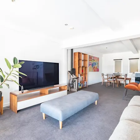 Light-Filled Converted Warehouse 2 Bedroom Apartment In Prahran-3