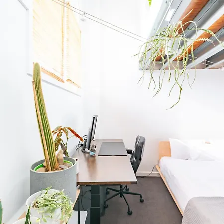 Light-Filled Converted Warehouse 2 Bedroom Apartment In Prahran-2