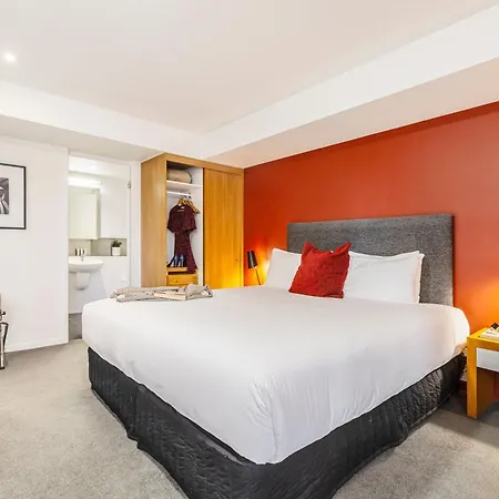 Punthill Apartment Hotel - Little Bourke-3