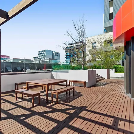 Stylish 2-Bed Apartment Near Mcg-2