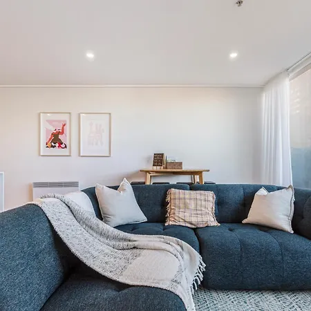 ☆Of Southbank☆Light Filled Apartment☆Huge Private Terrace With City Views☆Parking☆Pool☆Gym☆Wifi-2