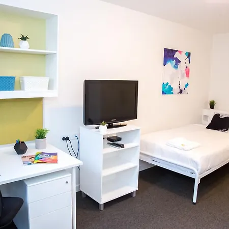 Deakin Residential Services-3