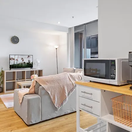 Central 2-Bed Apartment With Parking, Pool And Gym-2