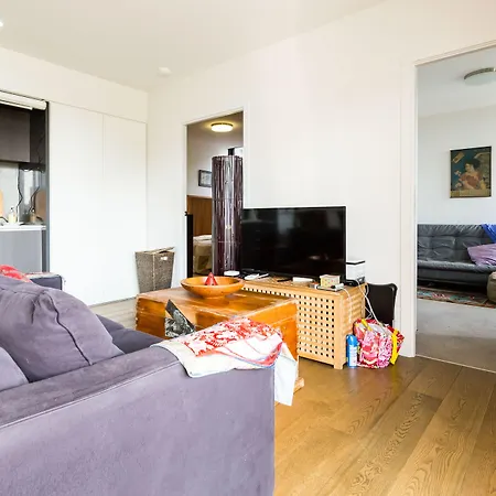 Talia, 1Bdr Carlton Apartment-2