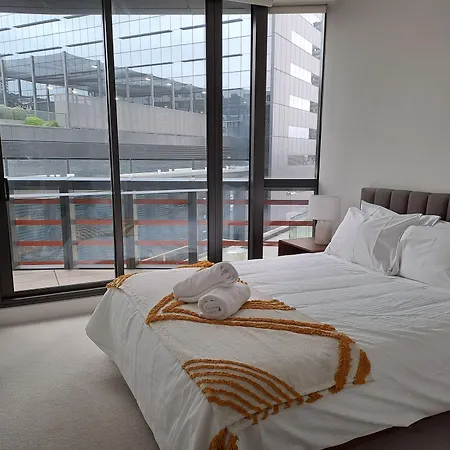 Kula Docklands-3