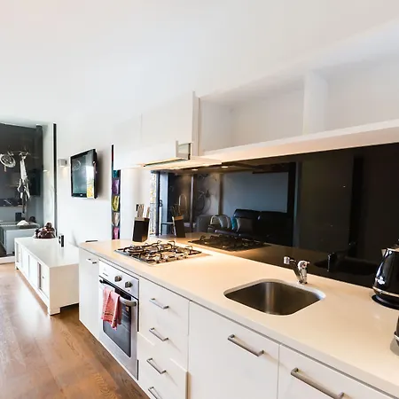 Cleo, 1Bdr St Kilda Apartment-3