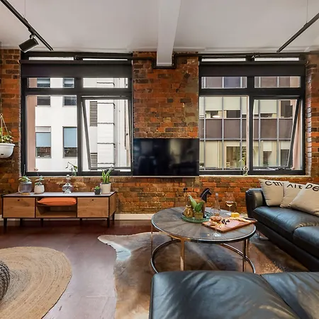 Staycentral - Heritage Warehouse Retreat Melbourne-3