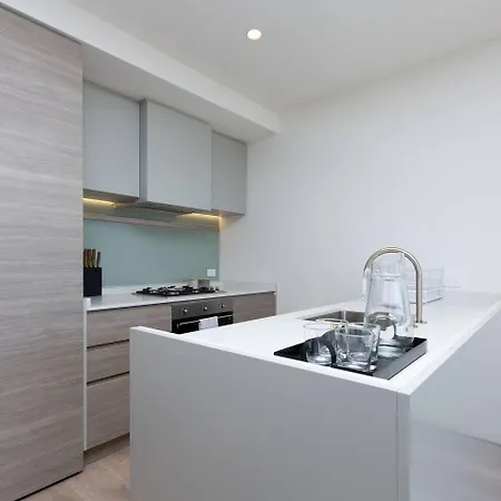 The Lively City 2Bed 2 Bath Apt @Footscray-3